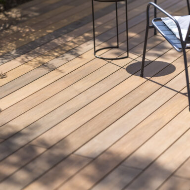 Terrasse COMPOSITE SILVADEC Atmosphère Nuances Ipé